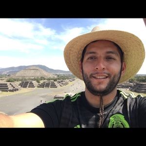 Meet your Posher, Omar